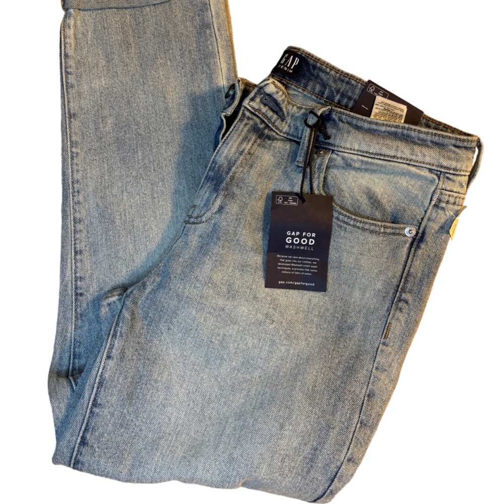 Nwt gap women’s girlfriend distressed jeans sz29 stretch mid rise slim